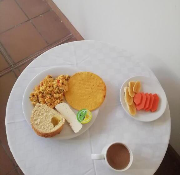 هتل Balcones Del Parque Jardin