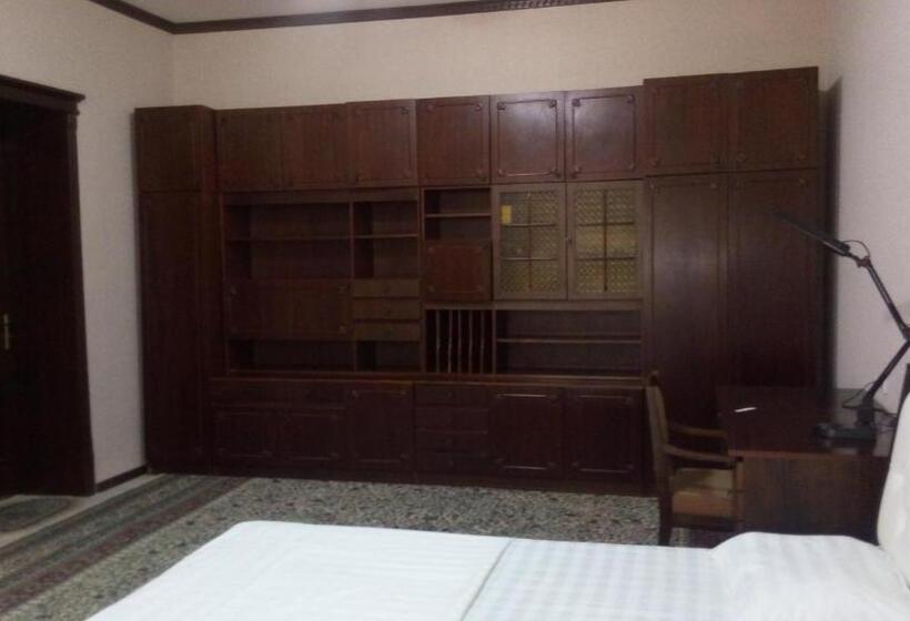 هتل Bek Shahrisabz