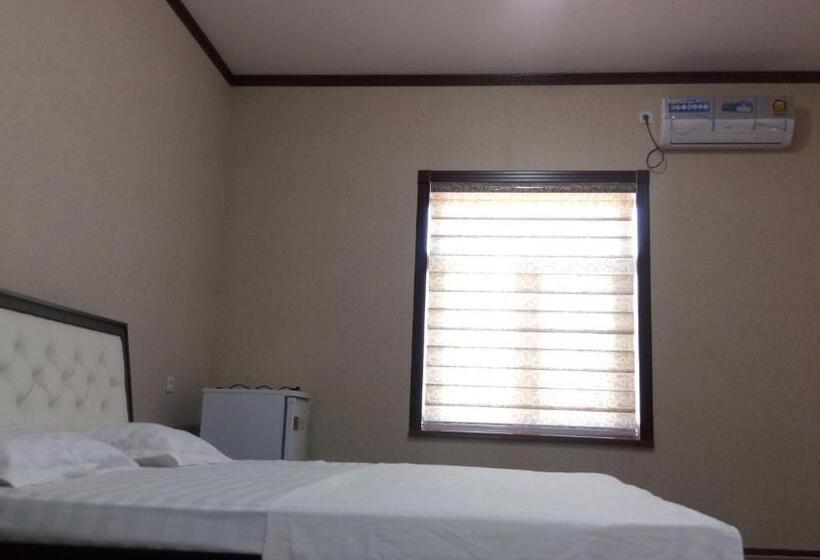 هتل Bek Shahrisabz