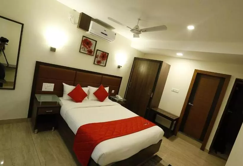 هتل D Breeze Suites