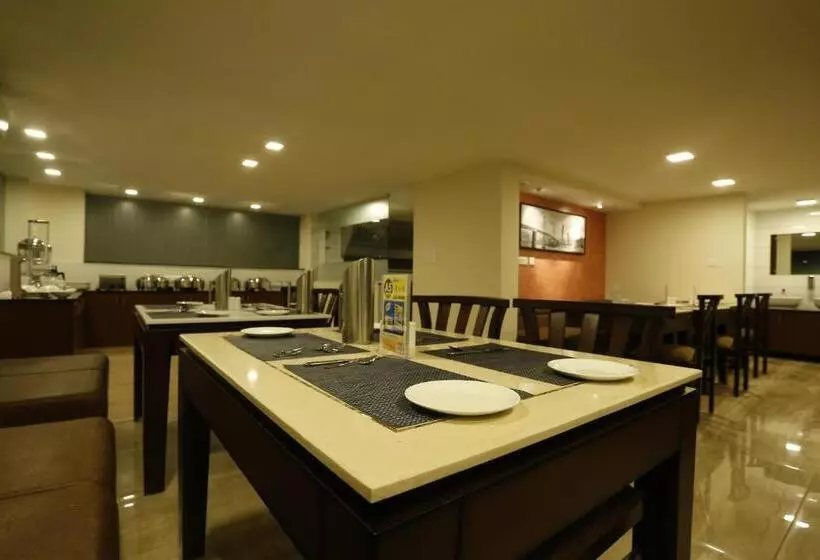 هتل D Breeze Suites