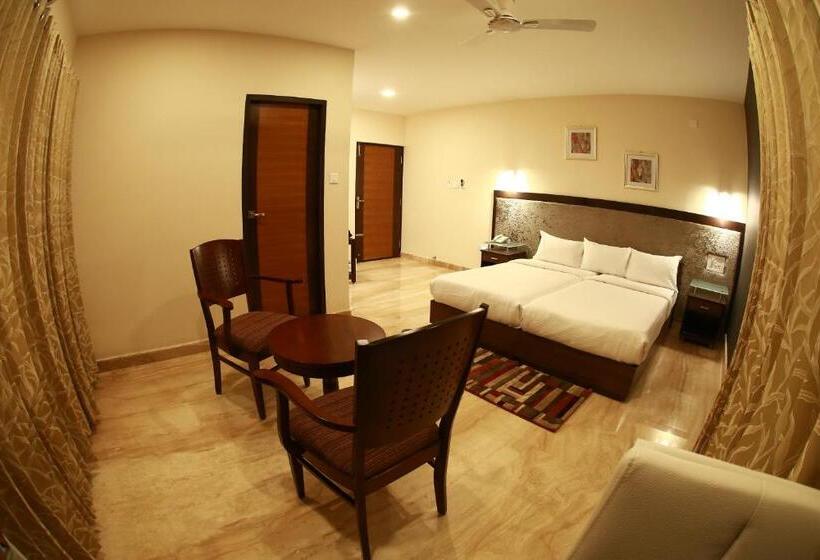 هتل D Breeze Suites