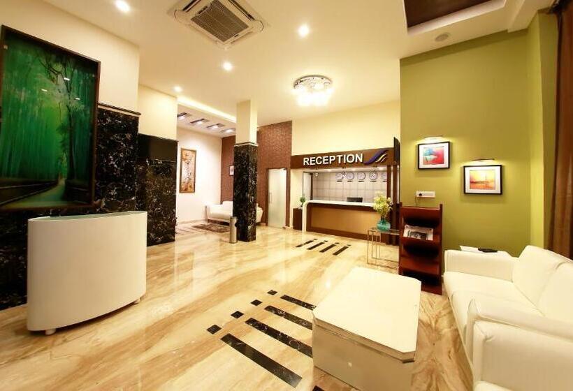 هتل D Breeze Suites