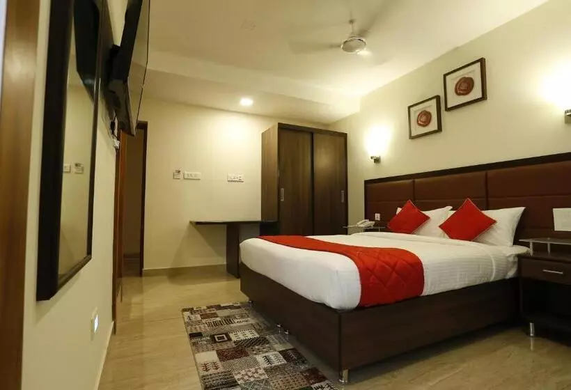 هتل D Breeze Suites