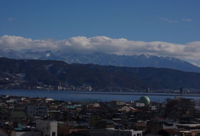 Отель Crown Hills Okaya