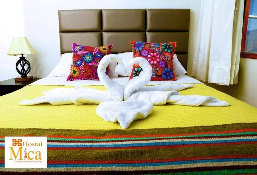 هتل Hostal Mica