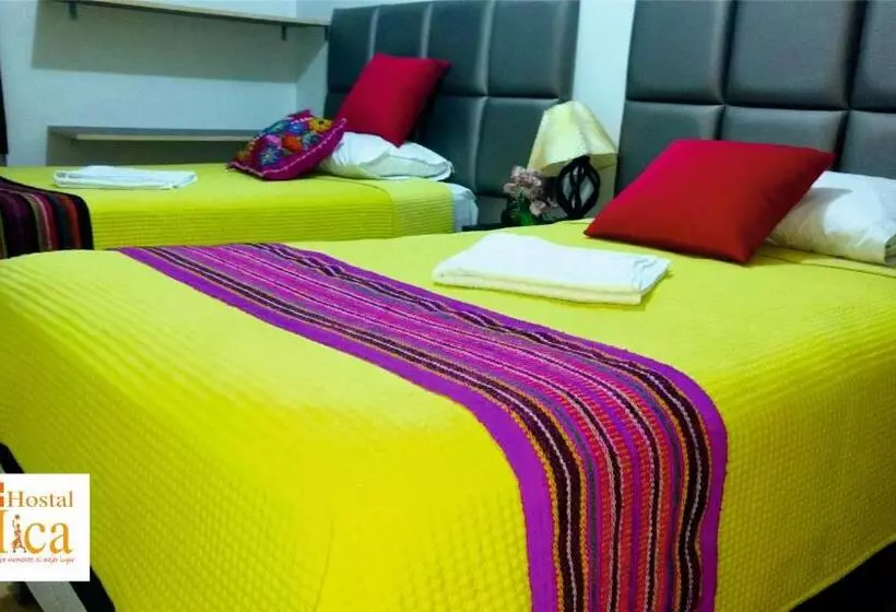 هتل Hostal Mica