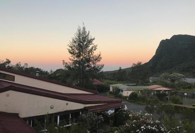 هتل La Ferme Du Pommeau