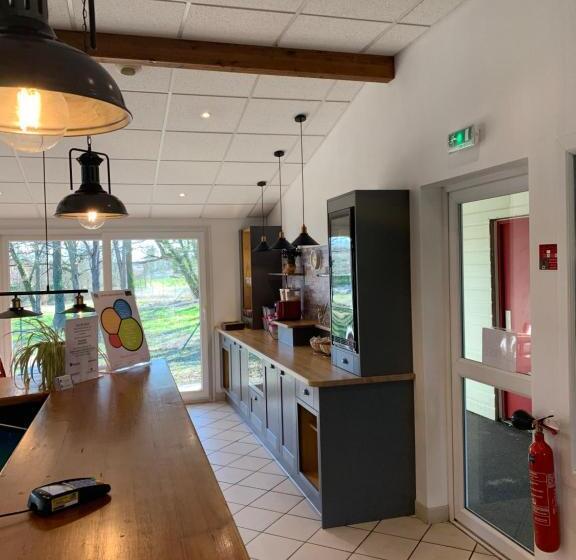 בית מלון כפרי Mape