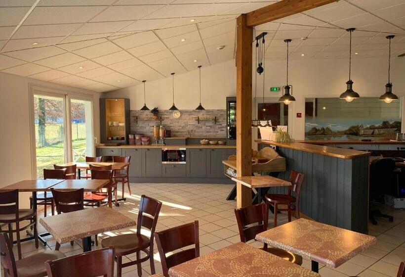 בית מלון כפרי Mape