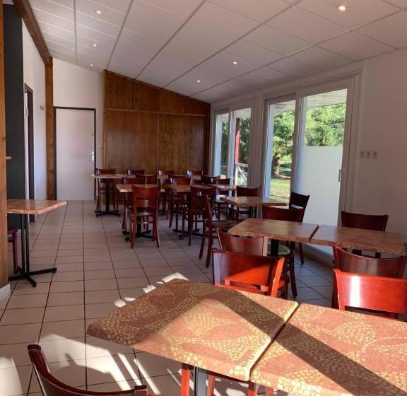 בית מלון כפרי Mape