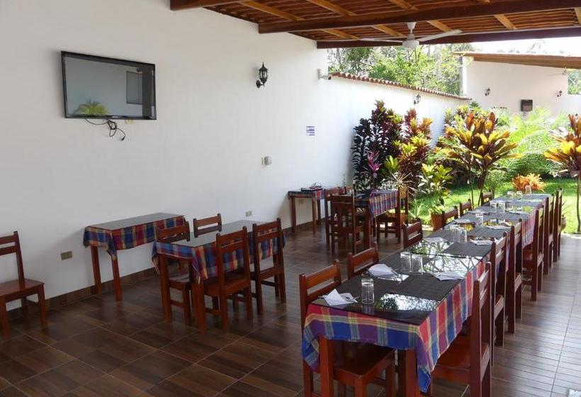 בית מלון כפרי Qasikay Selva Lodge