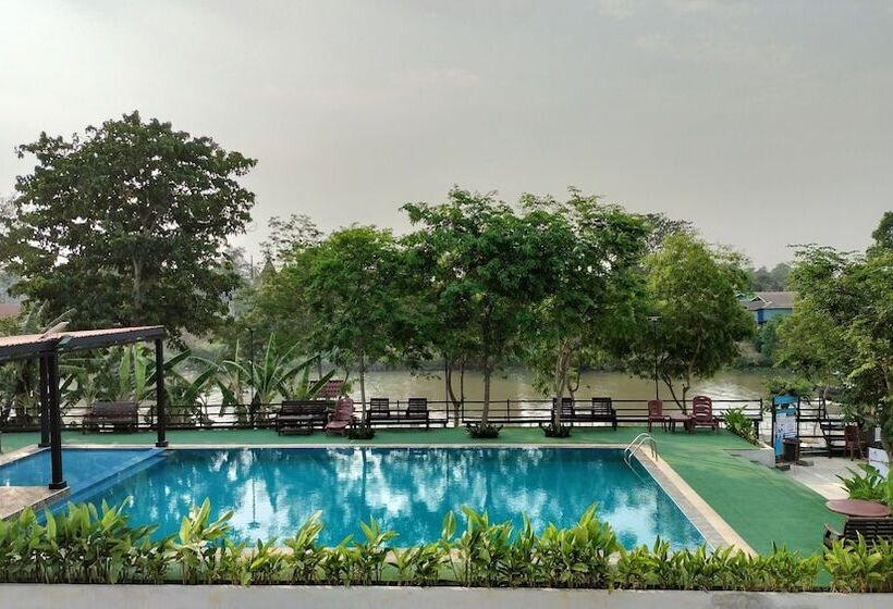 فندق Toh Buk Seng Ayutthaya