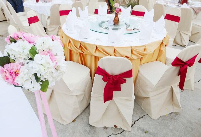 فندق Toh Buk Seng Ayutthaya