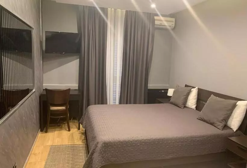 Motel Stari Hrast