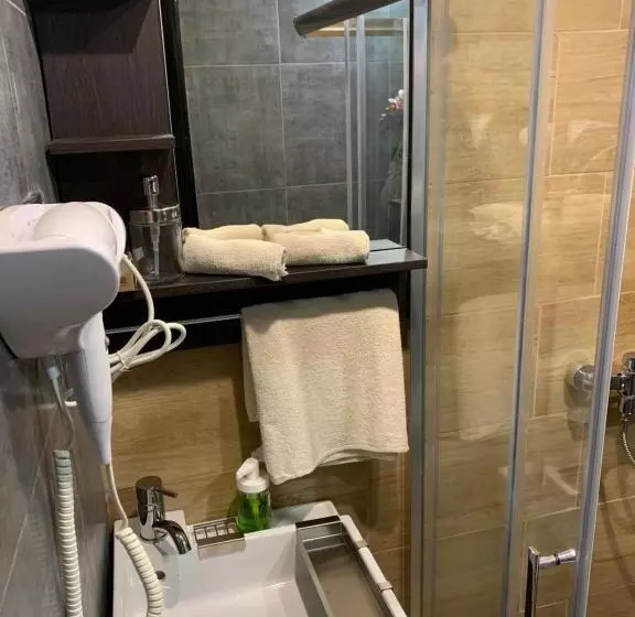 Motel Stari Hrast