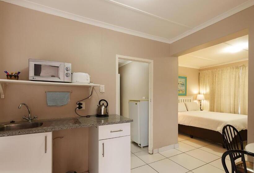 My Den Beachfront B&b And Self Catering