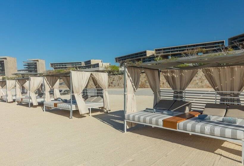 אתר נופש The Club At Solaz Luxury Villas