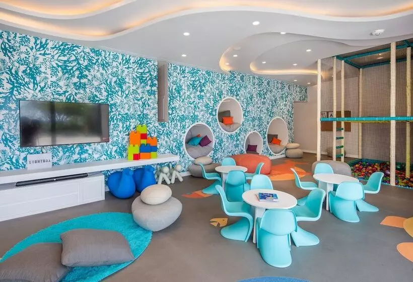 リゾートホテル The Club At Solaz Luxury Villas