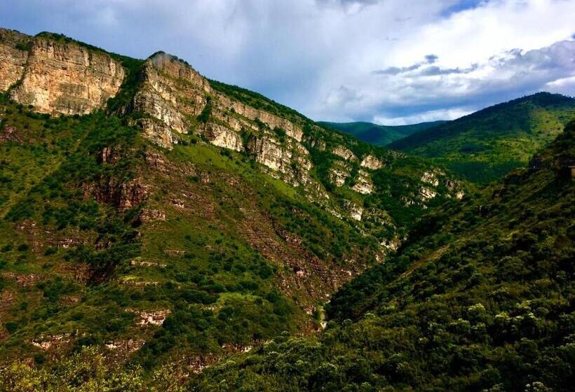 Общежитие Las Huellas De Cameros