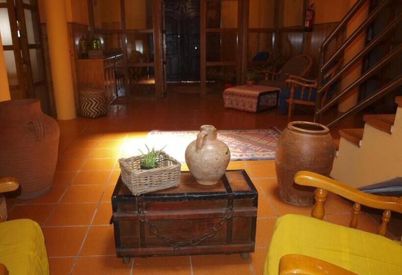 Общежитие Las Huellas De Cameros