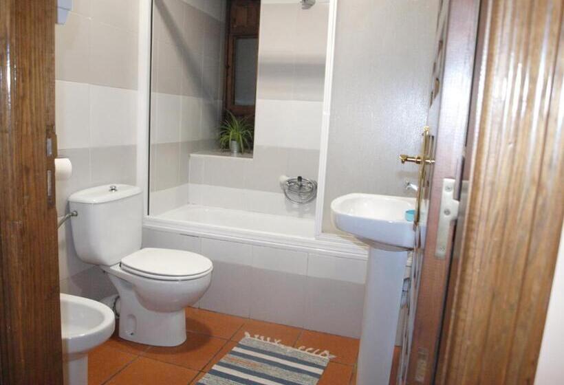 Общежитие Las Huellas De Cameros