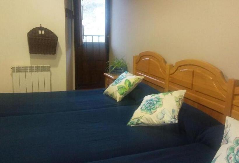 Общежитие Las Huellas De Cameros