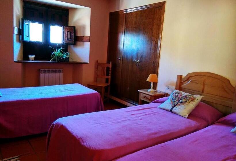 Общежитие Las Huellas De Cameros