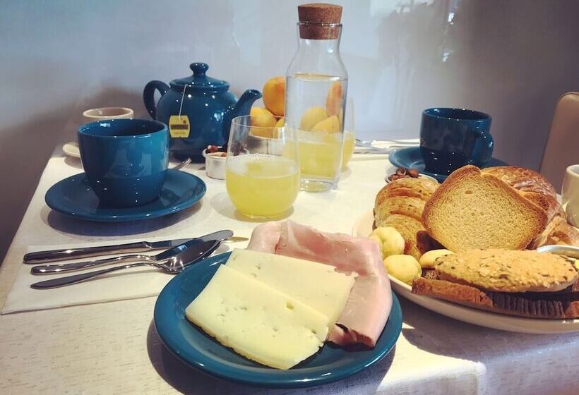 تختخواب و صبحانه Opéra Chambre&gourmet