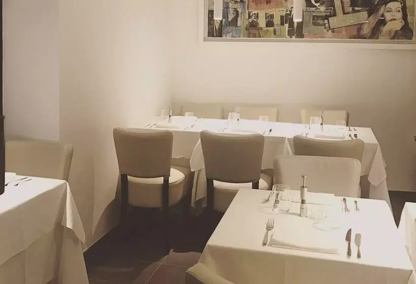 تختخواب و صبحانه Opéra Chambre&gourmet