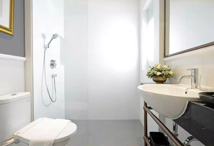 Hotelli Brava Suites By Zia  Surabaya