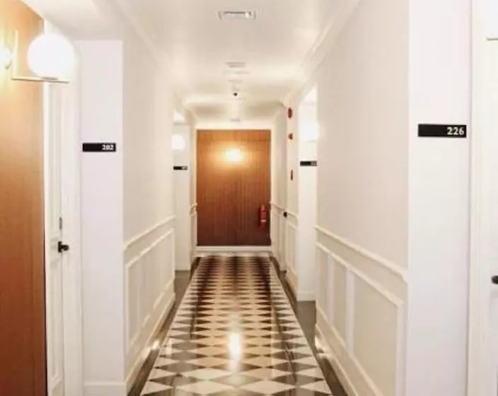 Hotelli Brava Suites By Zia  Surabaya
