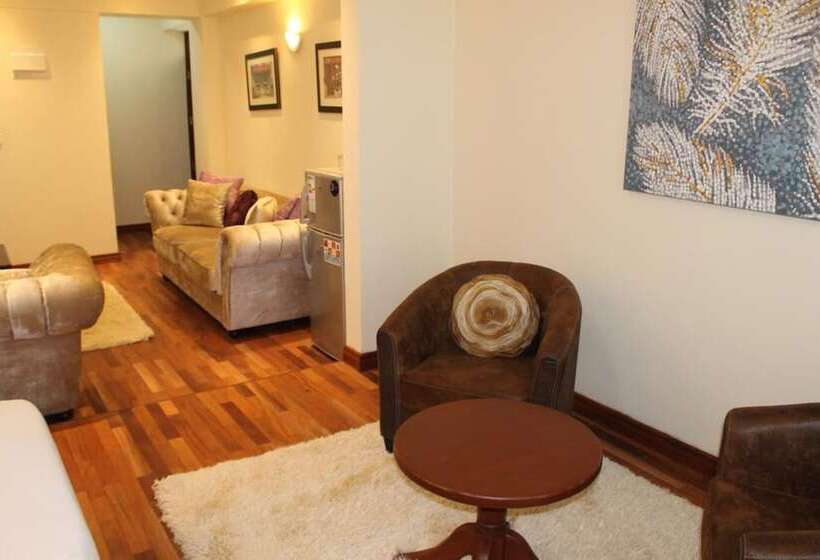 هتل Cranes Suites