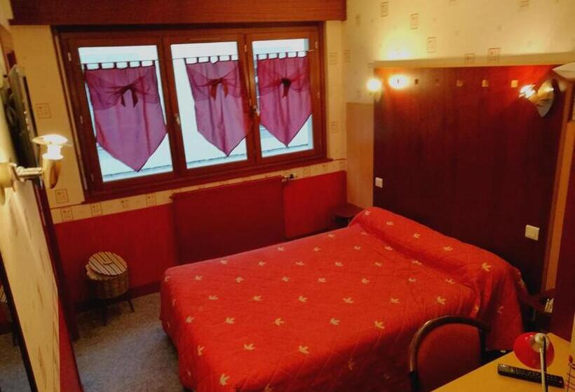 בית מלון כפרי Le Relais Du Haut Limousin