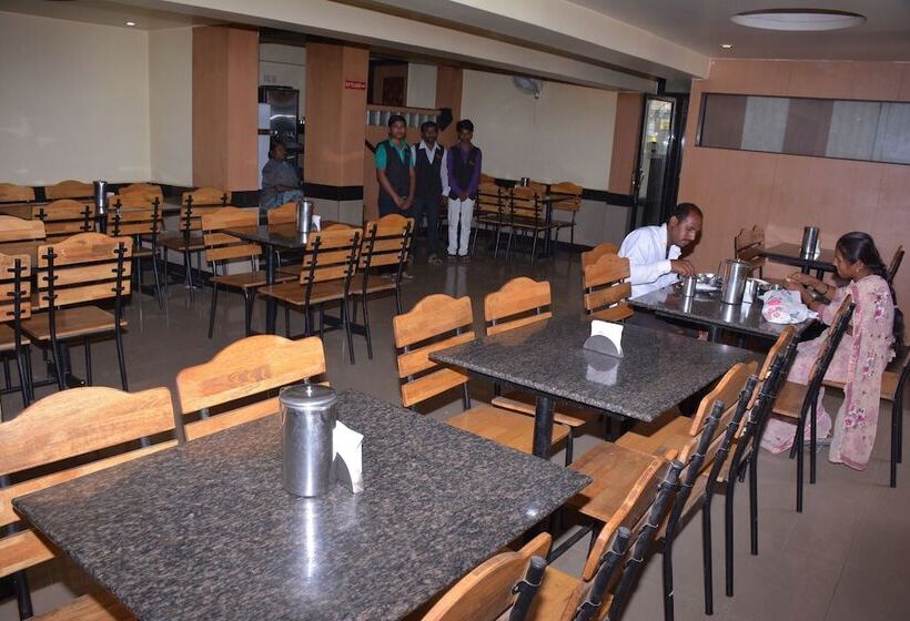 בית מלון כפרי Megharaj