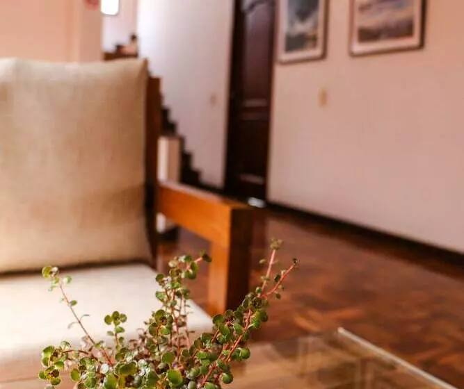 Qhini Hotel Boutique