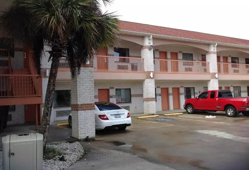 モーテル Executive Inn & Suites