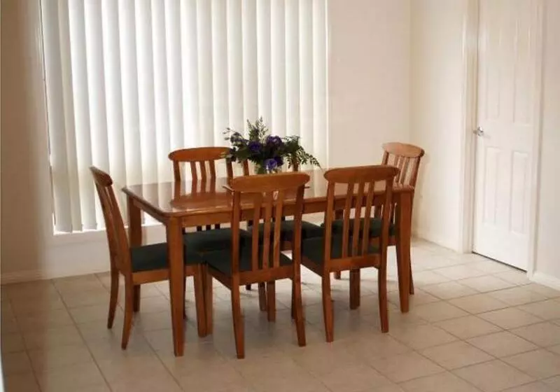 モーテル Melton Motor Inn And Apartments