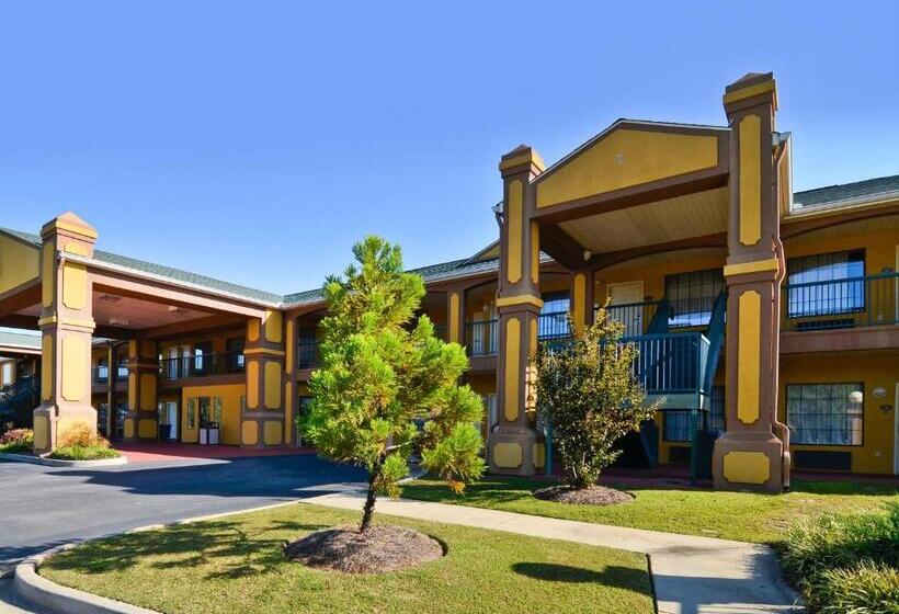 모텔 Peach State Inn & Suites