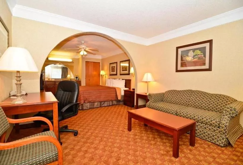 モーテル Peach State Inn & Suites