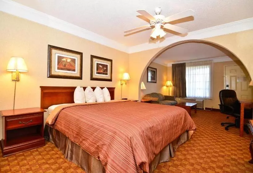 モーテル Peach State Inn & Suites