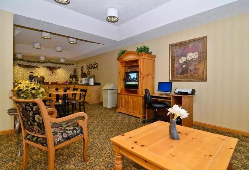 モーテル Peach State Inn & Suites