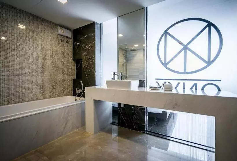 Onix Hotel Bangkok