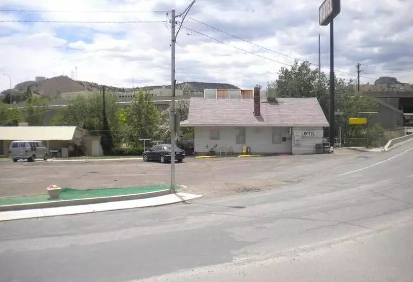 Riverside Motel