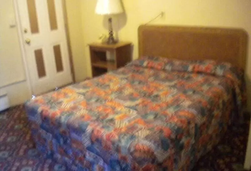 Riverside Motel