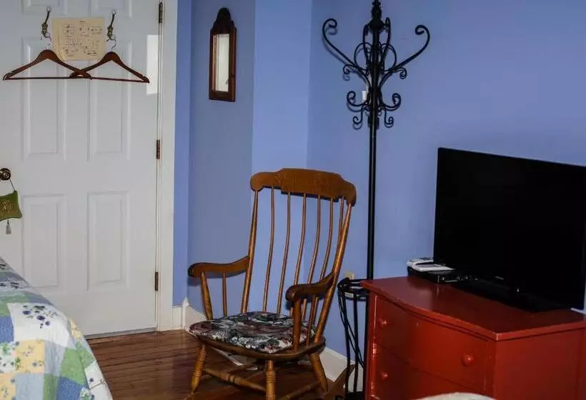 Sylvan Inn Bed & Breakfast