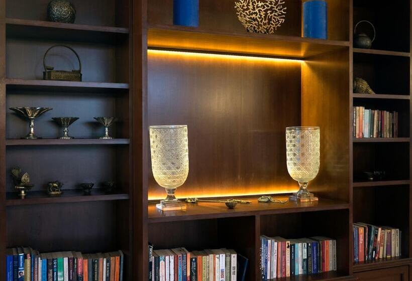 Tree Of Life Resort & Spa Varanasi