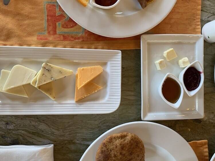 Tree Of Life Resort & Spa Varanasi