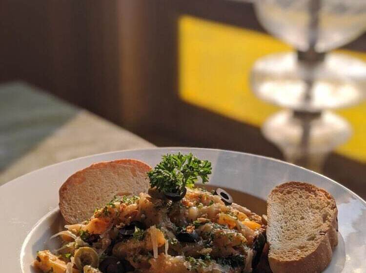 Tree Of Life Resort & Spa Varanasi