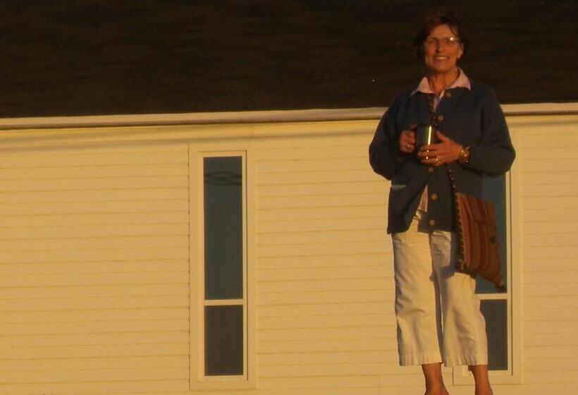 Wildberry Country Lodge B&b